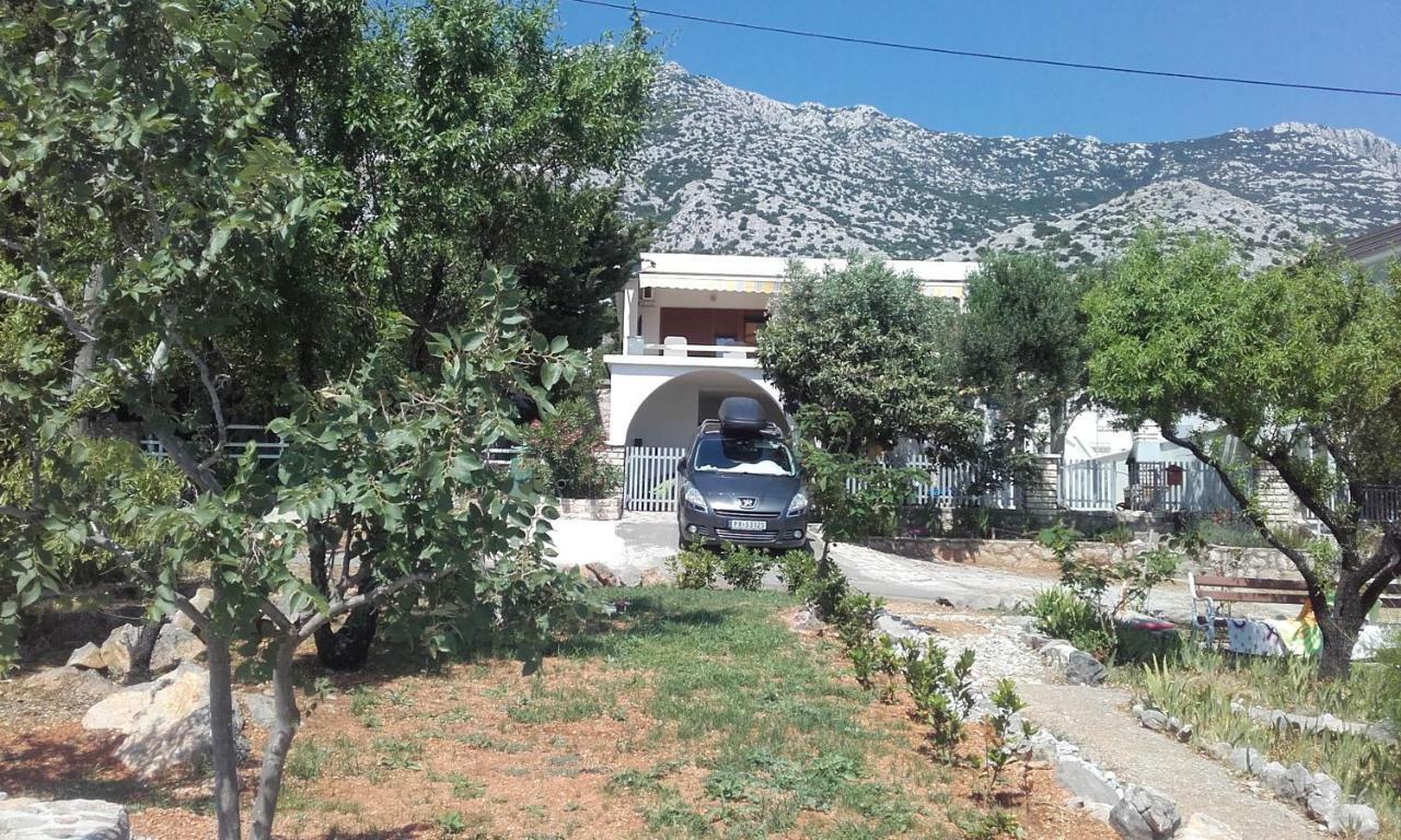 Apartment Milka By The Sea Karlobag Dış mekan fotoğraf